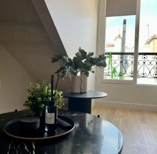 Magnifique - Louvre Opera Apartament