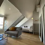 Magnifique - Louvre Opera Apartment